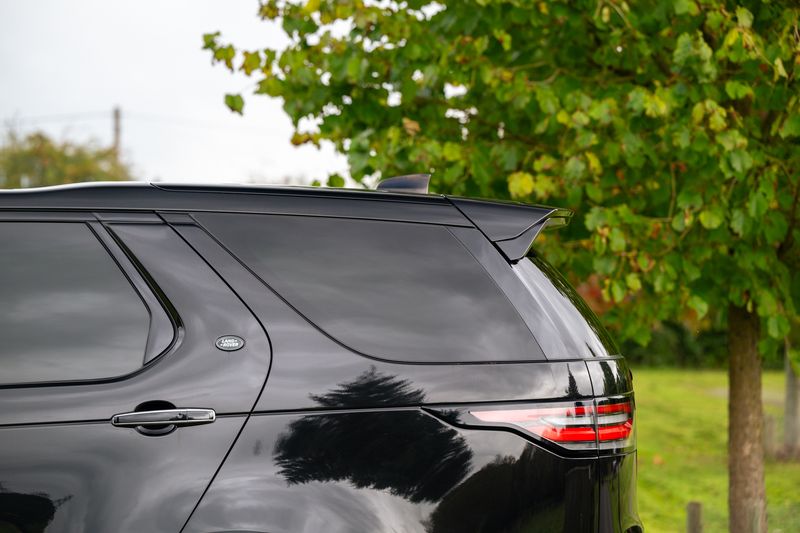 Landrover Discovery 3.0 SDV6 HSE Luxury