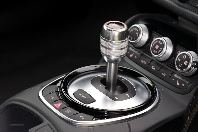 Audi R8 V10 Plus Coupe STronic