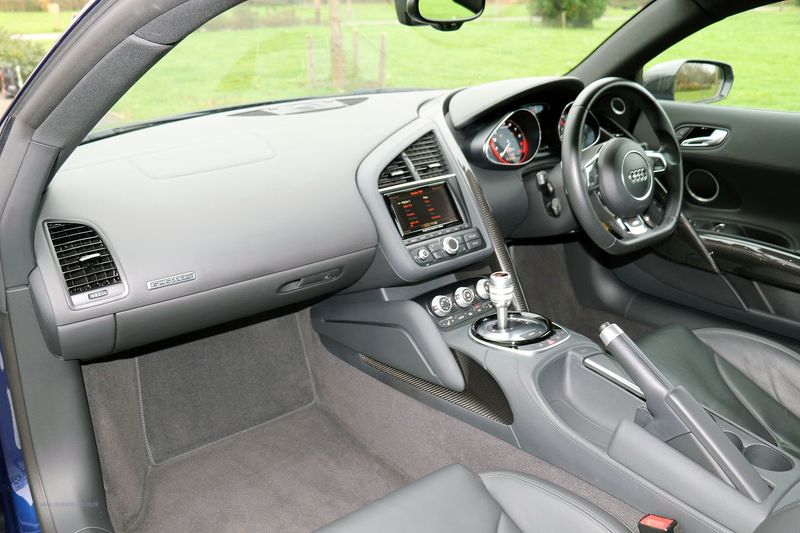 Audi R8 V10 Plus Coupe STronic