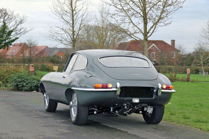 Jaguar E Type Series One Flat Floor