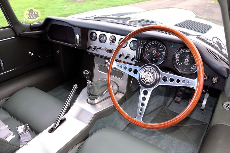 Jaguar E Type Series One Flat Floor