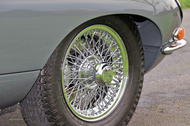 Jaguar E Type Series One Flat Floor