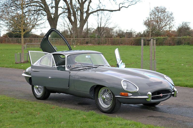 Jaguar E Type Series One Flat Floor