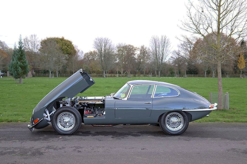 Jaguar E Type Series One Flat Floor