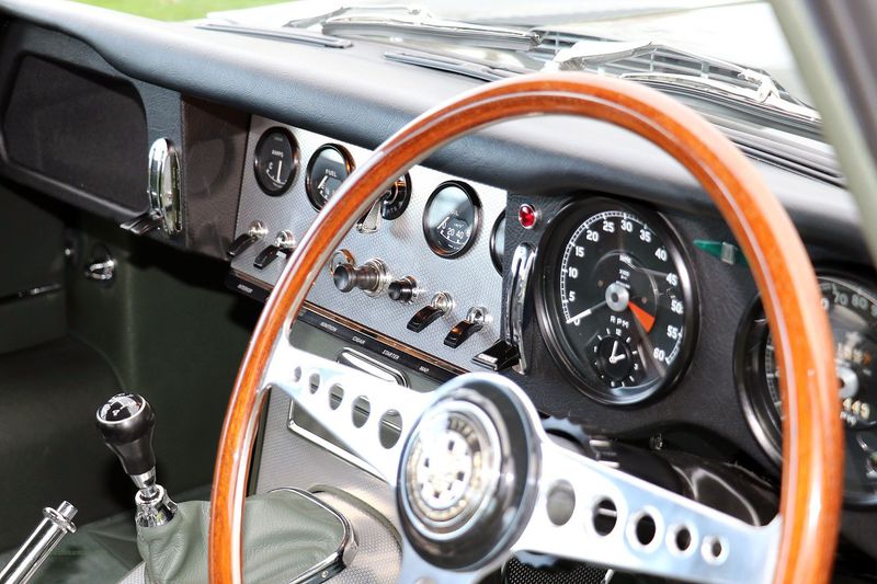 Jaguar E Type Series One Flat Floor