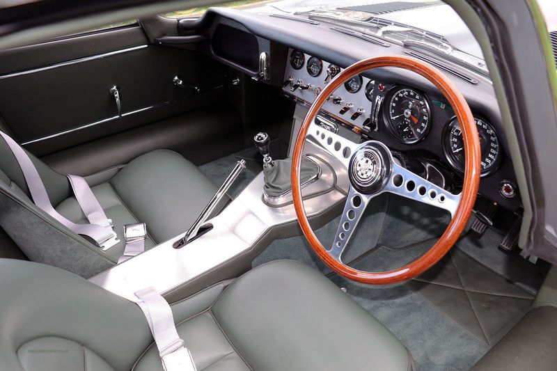 Jaguar E Type Series One Flat Floor