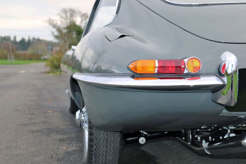 Jaguar E Type Series One Flat Floor