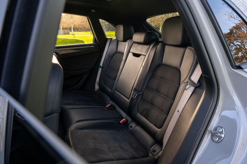 Porsche Macan GTS PDK