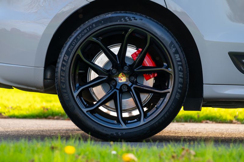 Porsche Macan GTS PDK