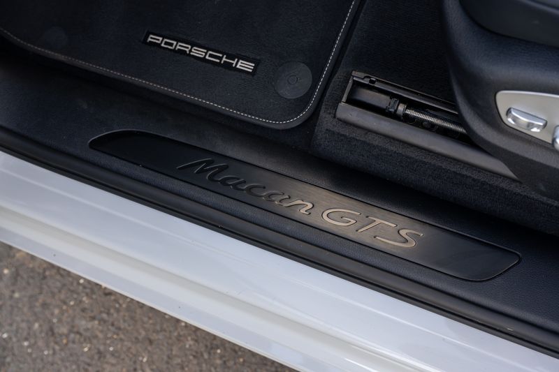 Porsche Macan GTS PDK