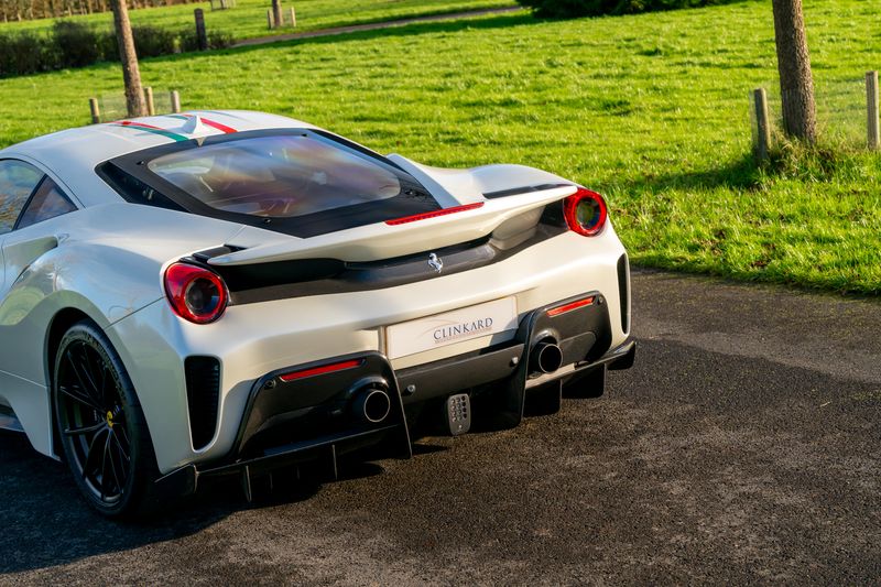 Ferrari 488 Pista V8 F1 DCT