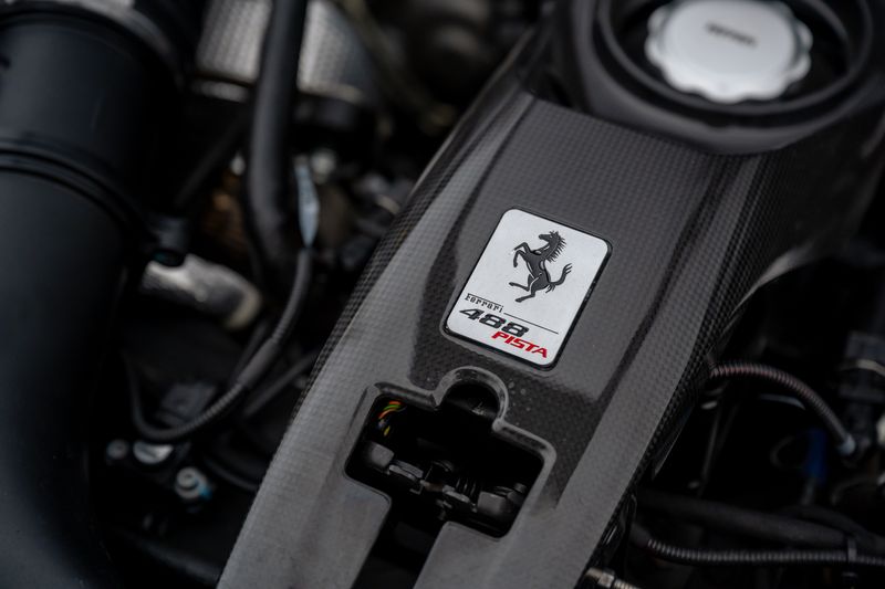 Ferrari 488 Pista V8 F1 DCT