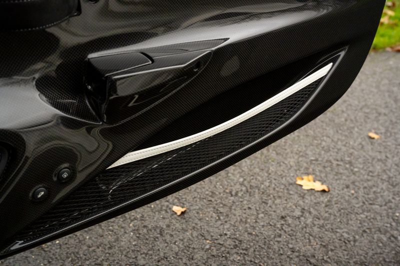 Ferrari 488 Pista V8 F1 DCT