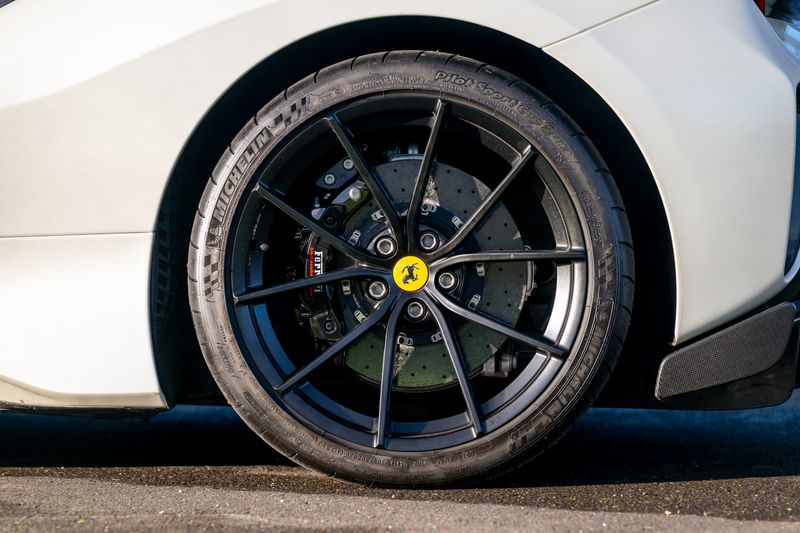 Ferrari 488 Pista V8 F1 DCT