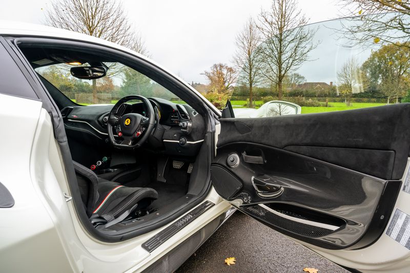 Ferrari 488 Pista V8 F1 DCT