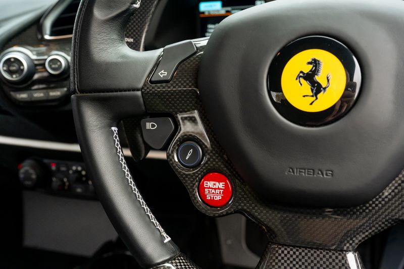 Ferrari 488 Pista V8 F1 DCT