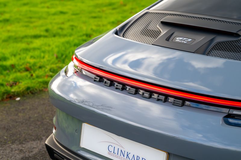 Porsche 911 (992) GT3 Touring PDK