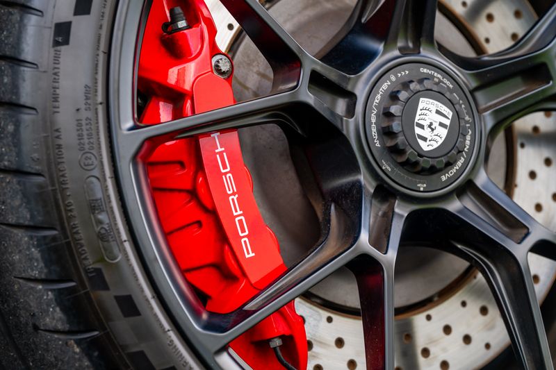 Porsche 911 (992) GT3 Touring PDK