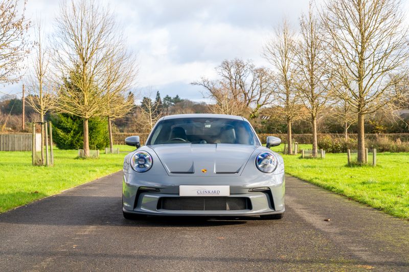 Porsche 911 (992) GT3 Touring PDK