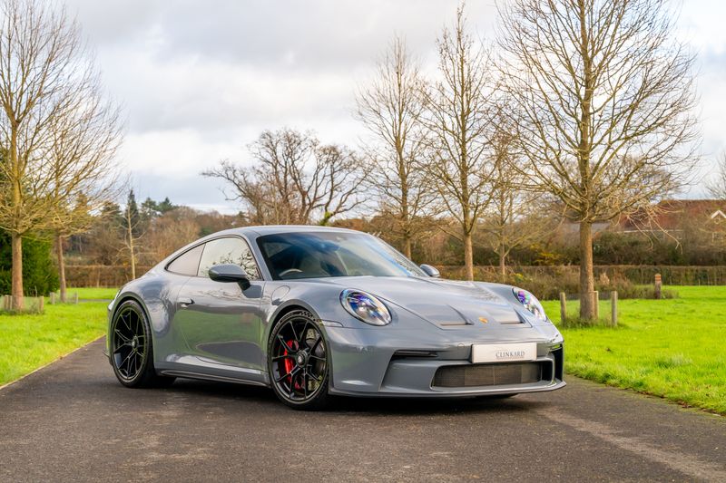 Porsche 911 (992) GT3 Touring PDK