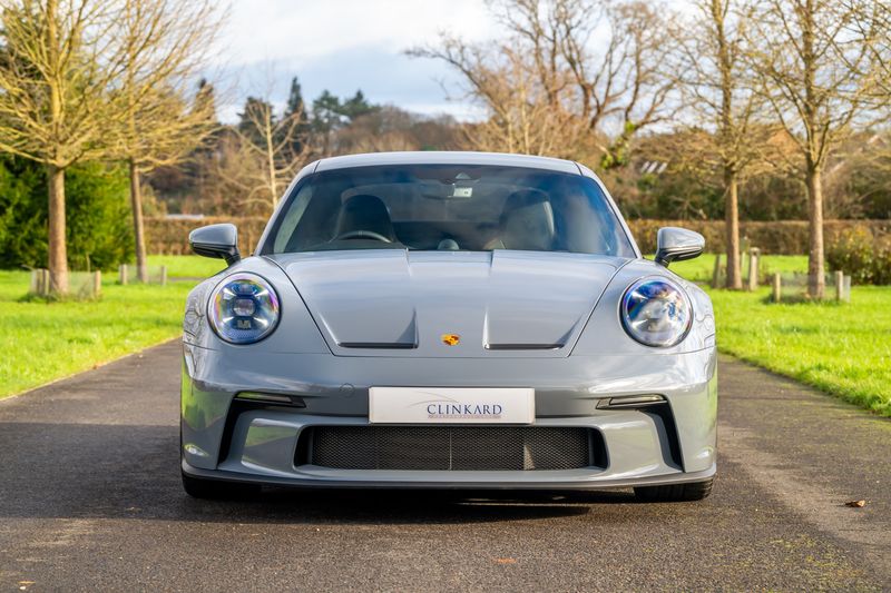 Porsche 911 (992) GT3 Touring PDK