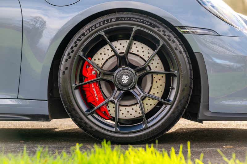 Porsche 911 (992) GT3 Touring PDK