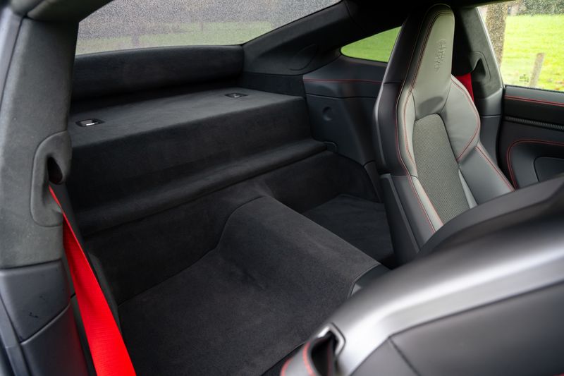 Porsche 911 (992) GT3 Touring PDK