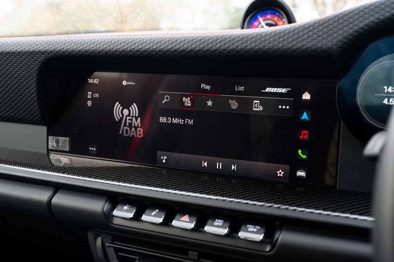 Porsche 911 (992) GT3 Touring PDK