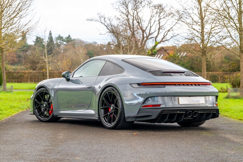 Porsche 911 (992) GT3 Touring PDK