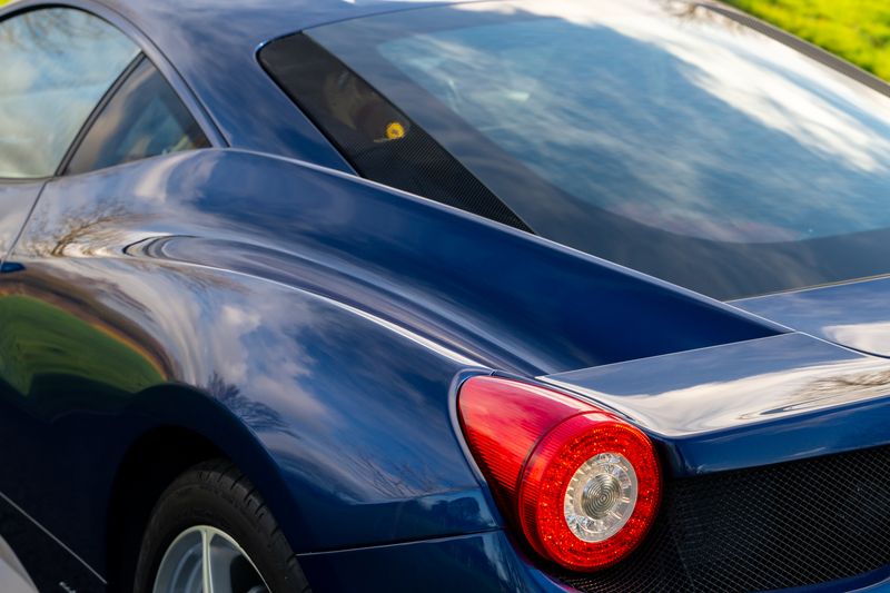 Ferrari 458 Italia Coupe F1 DCT