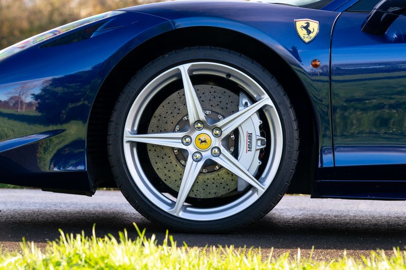 Ferrari 458 Italia Coupe F1 DCT