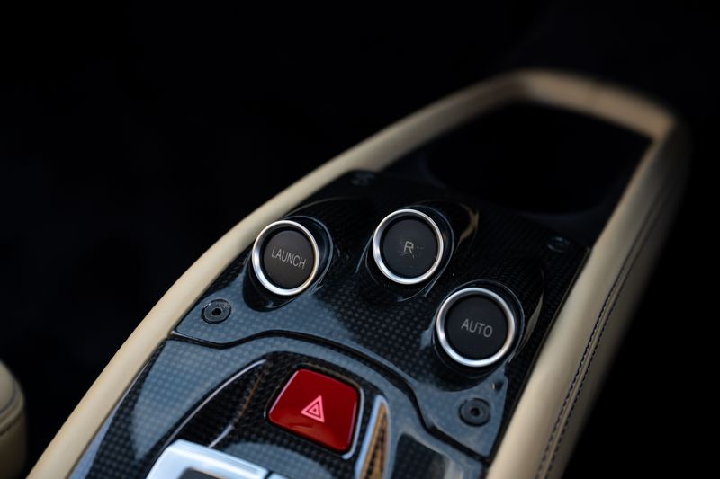 Ferrari 458 Italia Coupe F1 DCT