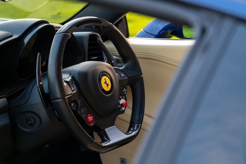 Ferrari 458 Italia Coupe F1 DCT