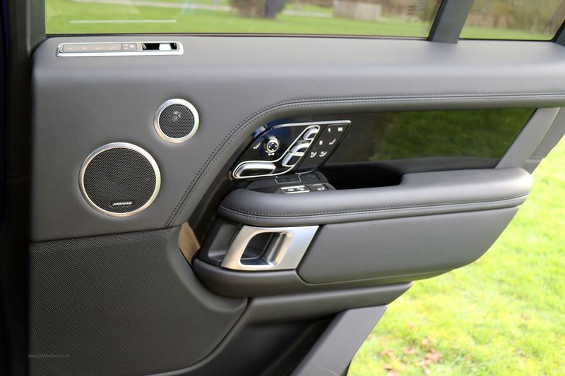 Range Rover 5.0 SV Autobiography