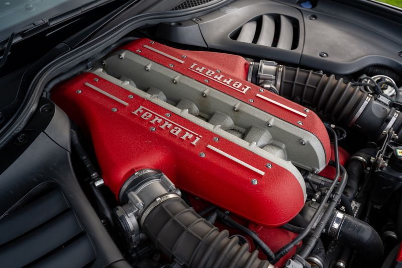 Ferrari FF V12 F1 DCT 4WD