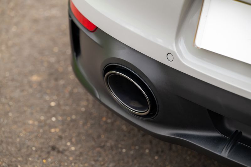 Porsche 911 (992) Carrera GTS PDK