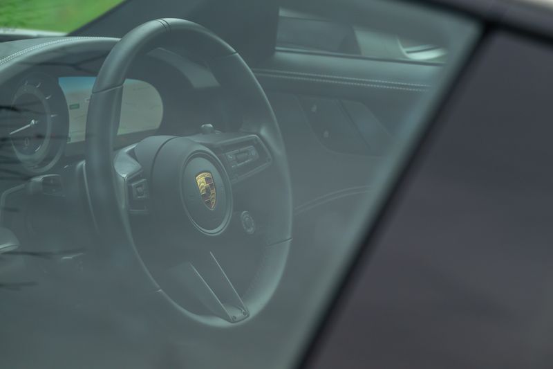 Porsche 911 (992) Carrera GTS PDK