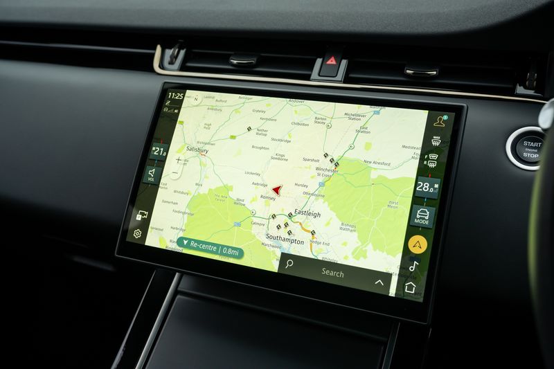 Range Rover Evoque D200 MHEV Dynamic HSE