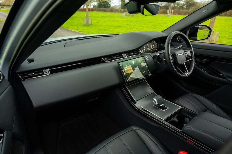 Range Rover Evoque D200 MHEV Dynamic HSE