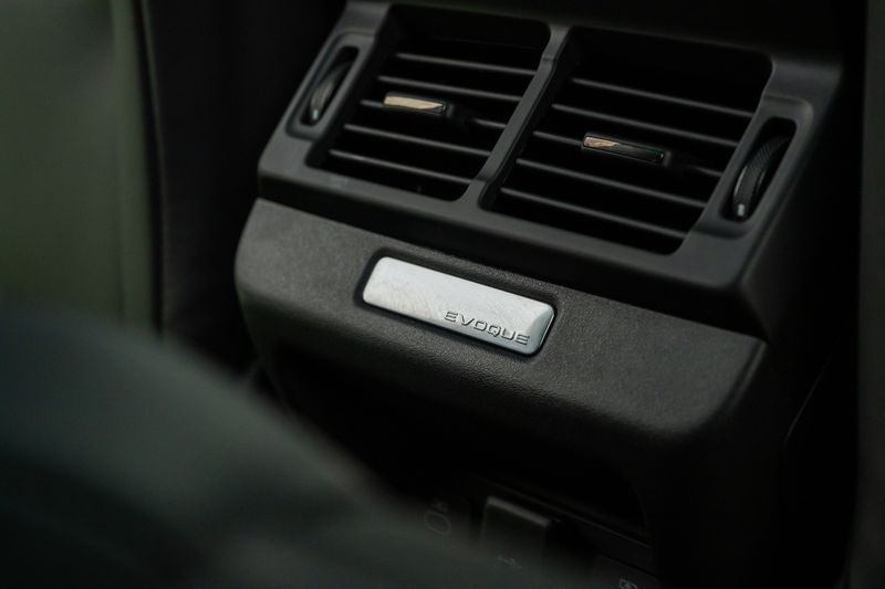 Range Rover Evoque D200 MHEV Dynamic HSE