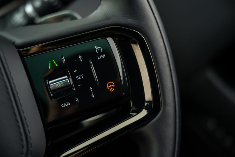 Range Rover Evoque D200 MHEV Dynamic HSE