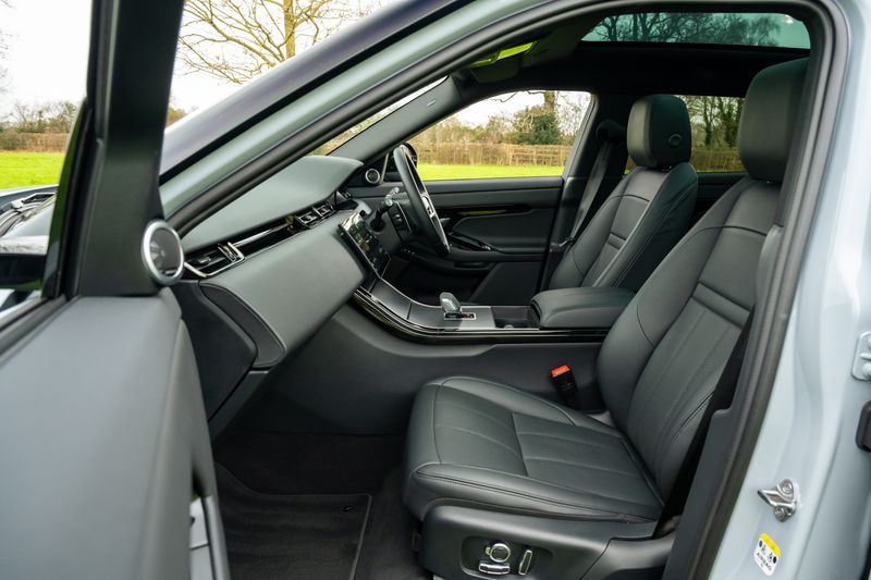 Range Rover Evoque D200 MHEV Dynamic HSE