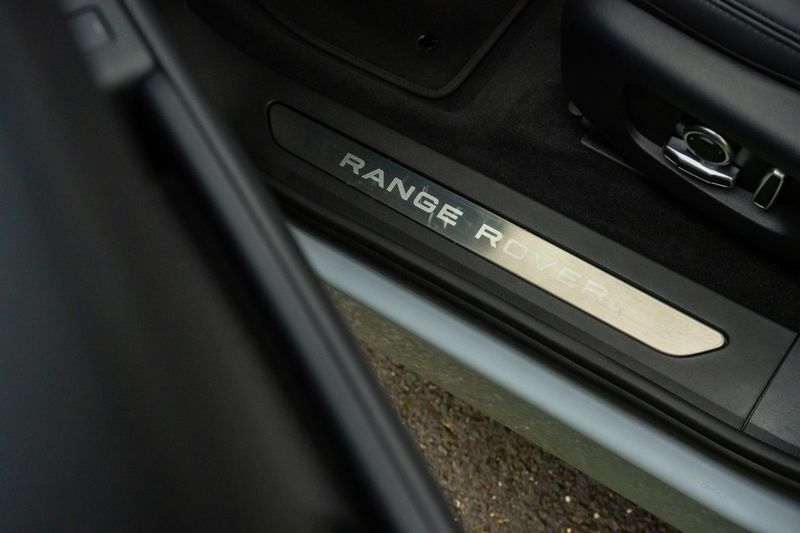 Range Rover Evoque D200 MHEV Dynamic HSE