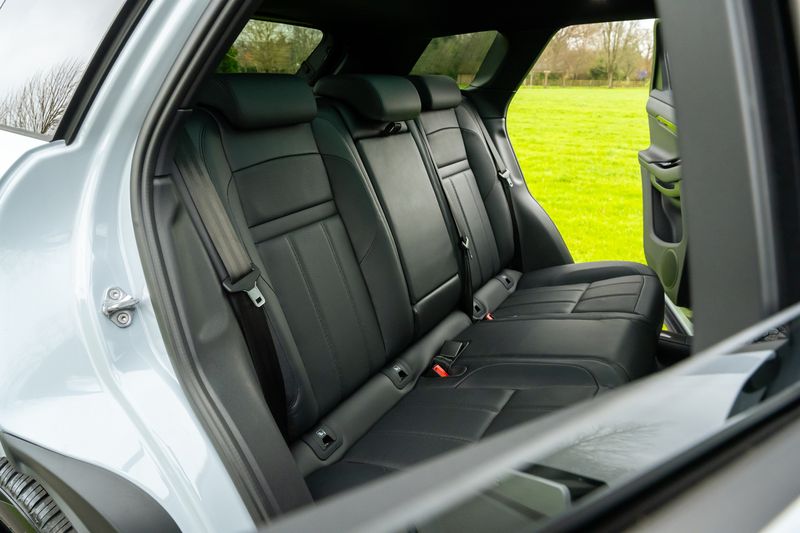 Range Rover Evoque D200 MHEV Dynamic HSE