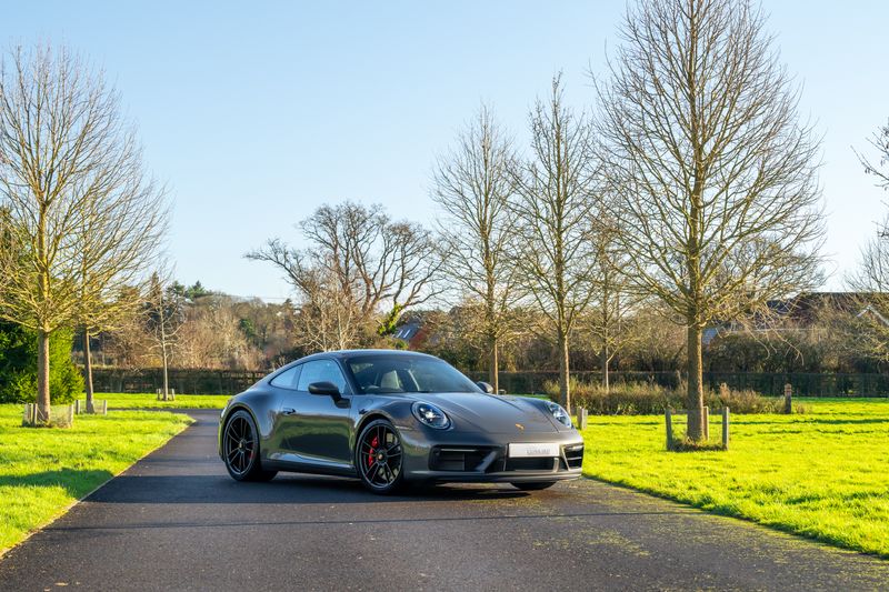 Porsche 911 (992) Carrera GTS PDK