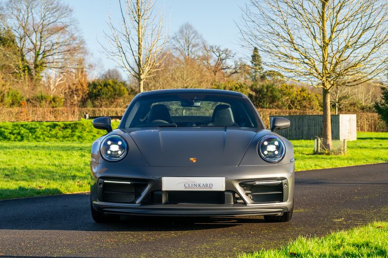 Porsche 911 (992) Carrera GTS PDK