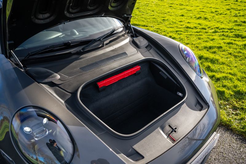 Porsche 911 (992) Carrera GTS PDK