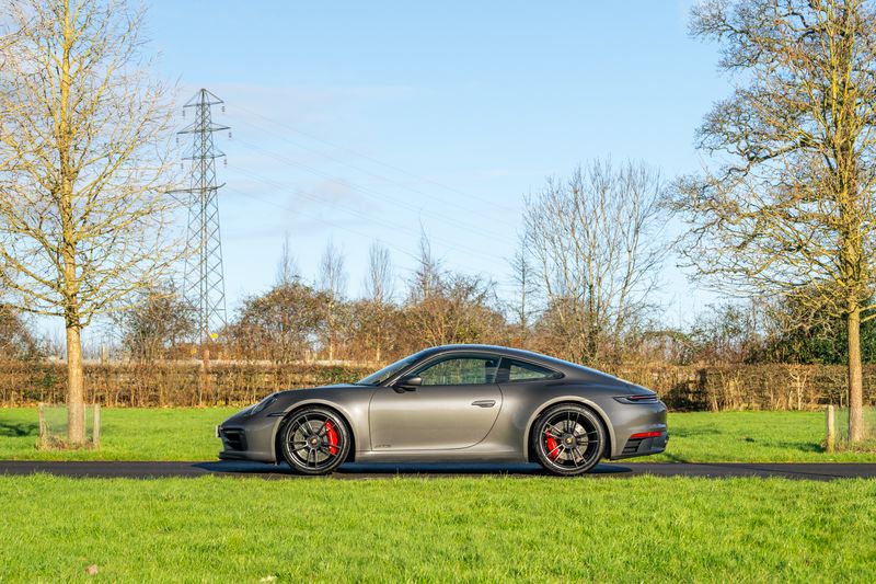 Porsche 911 (992) Carrera GTS PDK