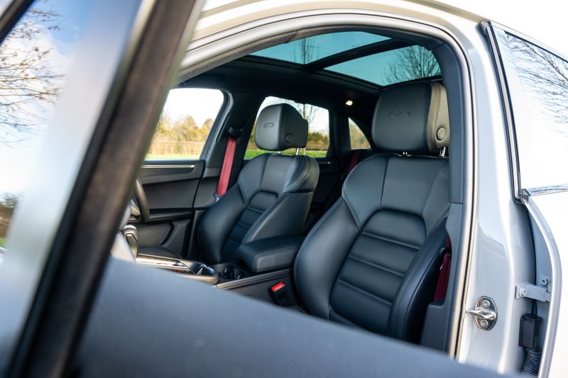 Porsche Macan 2.9T V6 GTS PDK