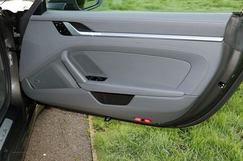 Porsche 992 Carrera S Coupe PDK